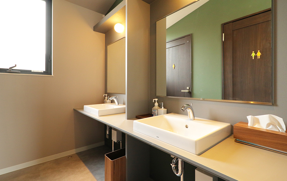 パウダールーム