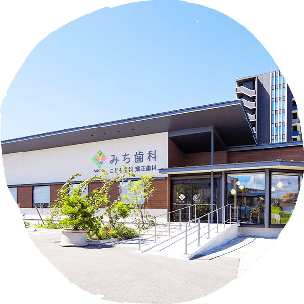 駐車場15台完備